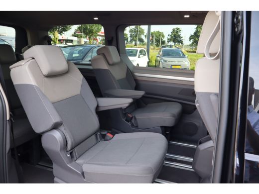 Volkswagen Multivan 1.4 eHybrid L2H1 Life | Cruise control | Keyless start | Parkeersensor achter ActivLease financial lease