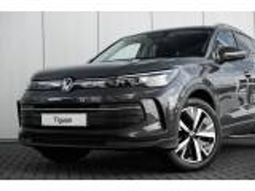Volkswagen Tiguan Life Edition | 'App-Connect' draadloze smartphone integratie | Afstandscontrolesysteem (Front Ass... ActivLease financial lease
