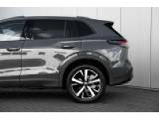 Volkswagen Tiguan Life Edition | 'App-Connect' draadloze smartphone integratie | Afstandscontrolesysteem (Front Ass... ActivLease financial lease