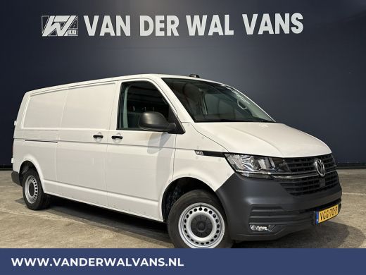 Volkswagen Transporter 2.0 TDI 150pk L2H1 Euro6 Airco | 2500kg Trekhaak | 2x Zijdeur | Camera | Bijrijdersbank | Navigat... Volkswagen Transporter 2.0 TDI 150pk L2H1 Euro6 Airco | 2500kg Trekhaak | 2x Zijdeur | Camera | Bijrijdersbank | Navigat...