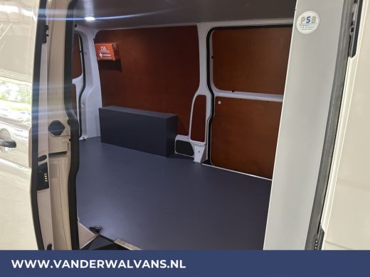 Volkswagen Transporter 2.0 TDI 150pk L2H1 Euro6 Airco | 2500kg Trekhaak | 2x Zijdeur | Camera | Bijrijdersbank | Navigat... ActivLease financial lease