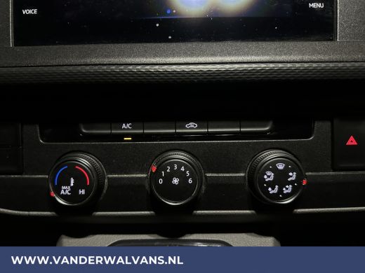 Volkswagen Transporter 2.0 TDI 150pk L2H1 Euro6 Airco | 2500kg Trekhaak | 2x Zijdeur | Camera | Bijrijdersbank | Navigat... ActivLease financial lease