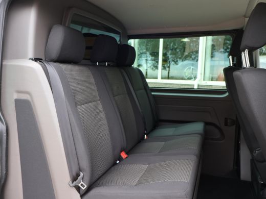 Volkswagen Transporter 2.0 TDI 200 PK DSG BULLI DUBBEL CABINE + 2 SCHUIFDEUREN | DIGITALE COCKPIT | LED | TREKHAAK | CAMERA ActivLease financial lease