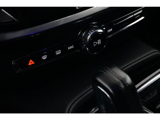 Volvo  V60 2.0 T6 Recharge AWD R-Design | UNIEK - NieuwLeder! | LageKM! | Trekhaak | Adap. Cruise | Stoel/St... ActivLease financial lease