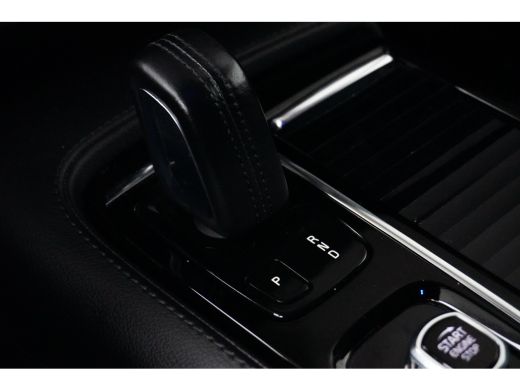 Volvo  V60 2.0 T6 Recharge AWD R-Design | UNIEK - NieuwLeder! | LageKM! | Trekhaak | Adap. Cruise | Stoel/St... ActivLease financial lease