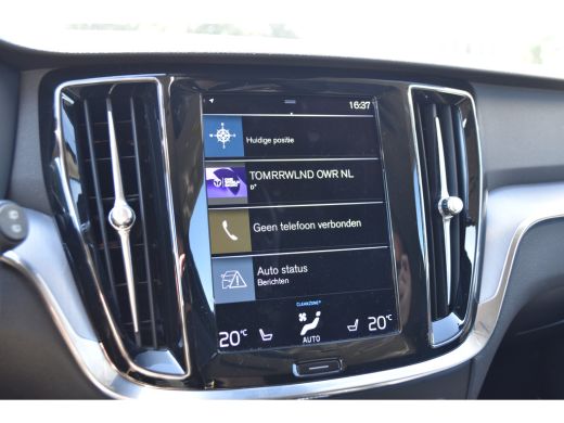 Volvo  V60 2.0 T6 Recharge AWD R-Design | UNIEK - NieuwLeder! | LageKM! | Trekhaak | Adap. Cruise | Stoel/St... ActivLease financial lease