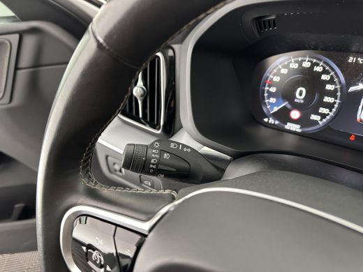 Volvo  XC60 2.0 D4 Momentum Pro (INCL-BTW) Aut.*LUXURY-LEATHER | HARMAN/KARDON-AUDIO | HEATED-SPORTSEATS | NA... ActivLease financial lease