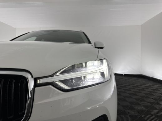 Volvo  XC60 2.0 D4 Momentum Pro (INCL-BTW) Aut.*LUXURY-LEATHER | HARMAN/KARDON-AUDIO | HEATED-SPORTSEATS | NA... ActivLease financial lease