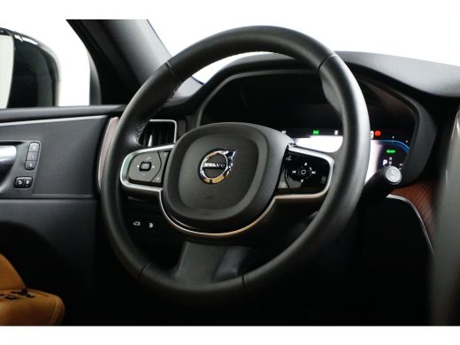 Volvo  XC60 T6 355PK Plus Bright | 360° | Massage | Ventilatie | Panoramadak | Luchtvering | Trekhaak | Memory ActivLease financial lease