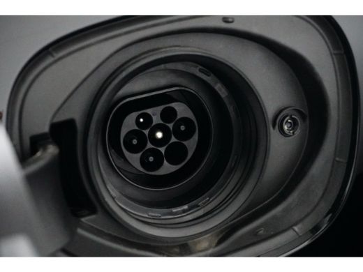 Volvo  XC60 T6 Plug-in hybrid AWD Plus Dark | 360 graden camera | Achterbank verwarmd | Apple Carplay/Android... ActivLease financial lease