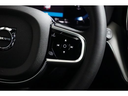 Volvo  XC60 T6 Plug-in hybrid AWD Plus Dark | 360 graden camera | Achterbank verwarmd | Apple Carplay/Android... ActivLease financial lease