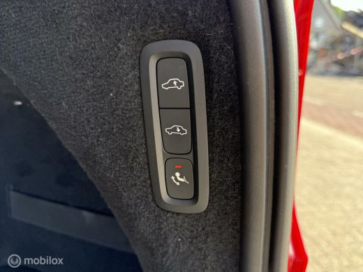 Volvo  XC90 2.0 D4 R-Design BTW ! ActivLease financial lease