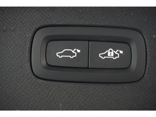 Volvo  XC90 T8 Plug-in hybrid AWD Ultimate Dark | Achterbank verwarmd | Apple Carplay/Android Auto|telefoonin... ActivLease financial lease