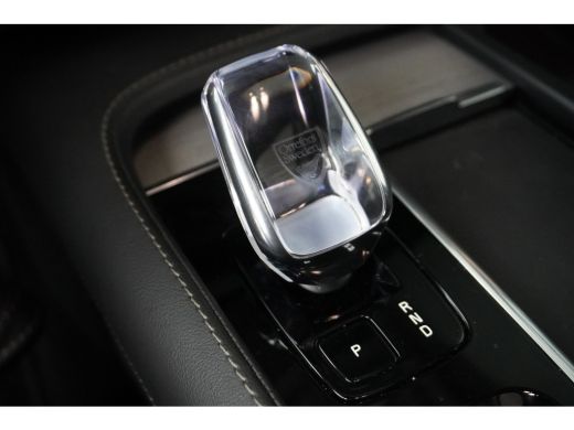 Volvo  XC90 T8 Plug-in hybrid AWD Ultimate Dark | Achterbank verwarmd | Apple Carplay/Android Auto|telefoonin... ActivLease financial lease