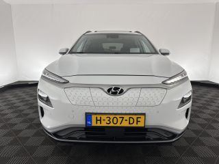 Hyundai Kona EV Premium 64 kWh (INCL-BTW) *PANO | FULL-LEATHER | KRELL-AUDIO | HEAD-UP | FULL-LED | NAVI-FULLM...