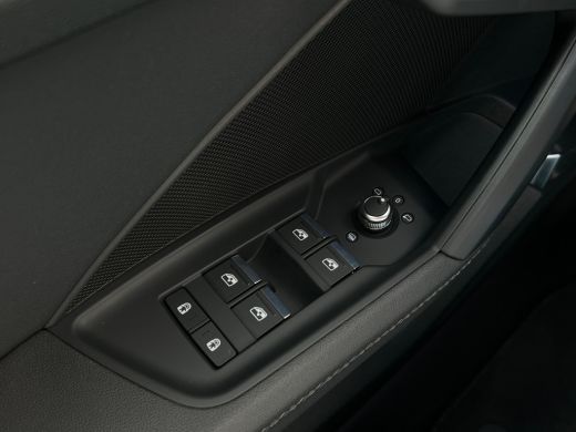 Audi A3 Limousine 30 TFSI S edition 1/2 LEDER | B&O SOUND | ECC | VIRTUAL COCKPIT | PDC ActivLease financial lease