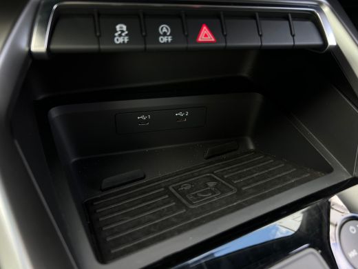 Audi A3 Limousine 30 TFSI S edition 1/2 LEDER | B&O SOUND | ECC | VIRTUAL COCKPIT | PDC ActivLease financial lease
