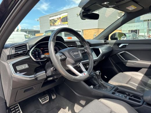 Audi Q3 45 TFSI e S Edition | PHEV | Leder | Elec. klep | BANG & OLUFSEN | Pano Dak | ActivLease financial lease