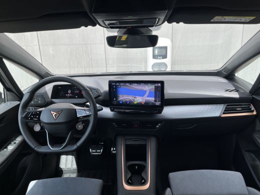 CUPRA Born Performance Elektromotor 170 kW / 230 pk Hatchback Elektrische aandrijving ActivLease financial lease