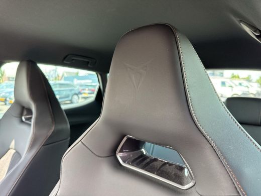 CUPRA Leon 1.4 e-Hybrid Essential Limited | A. Camera | Cruise control | PDC | ActivLease financial lease
