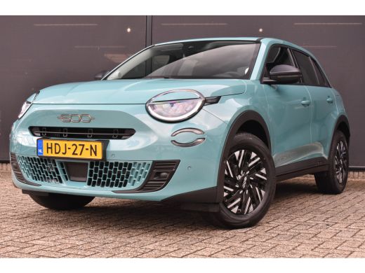 Fiat 600 1.2 Hybrid Urban 136pk Automaat | Comfort Pakket | Keyless-Entry | Achteruitrijcamera | Climate C...