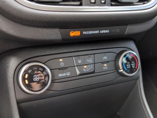 Ford Fiesta 1.0 EcoBoost Connected | Cruise Control | Navigatie | Airco | Airco | Cruise control ActivLease financial lease