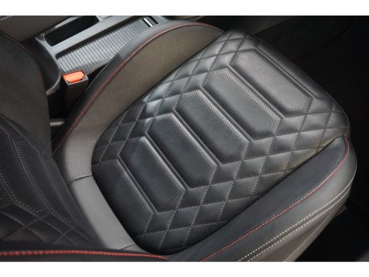 Ford Focus 1.0 EcoBoost ST Line Vignale | Sync 4 | Winter Pakket | 18 Inch | Leder | Apple Carplay/Android A... ActivLease financial lease