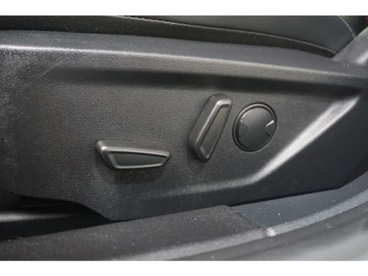 Ford Focus 1.0 EcoBoost ST Line Vignale | Sync 4 | Winter Pakket | 18 Inch | Leder | Apple Carplay/Android A... ActivLease financial lease
