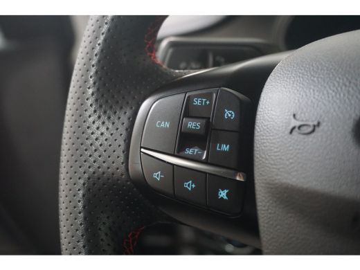 Ford Focus 1.0 EcoBoost ST Line Vignale | Sync 4 | Winter Pakket | 18 Inch | Leder | Apple Carplay/Android A... ActivLease financial lease