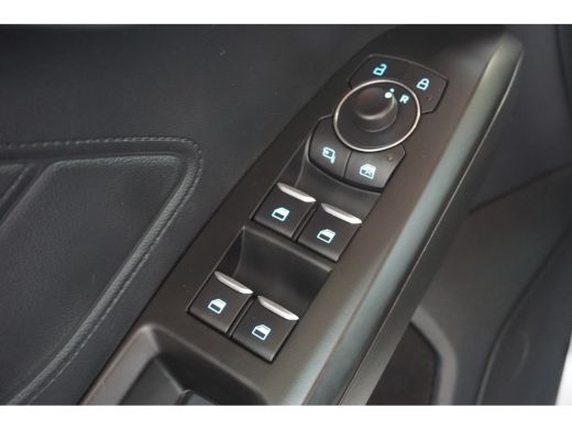 Ford Focus 1.0 EcoBoost ST Line Vignale | Sync 4 | Winter Pakket | 18 Inch | Leder | Apple Carplay/Android A... ActivLease financial lease