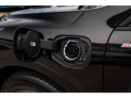 Ford Kuga 2.5 PHEV ST-Line X | Trekhaak uitklapbaar | AGR-stoelen met geheugen | Elektrisch panorama-dak | ... ActivLease financial lease