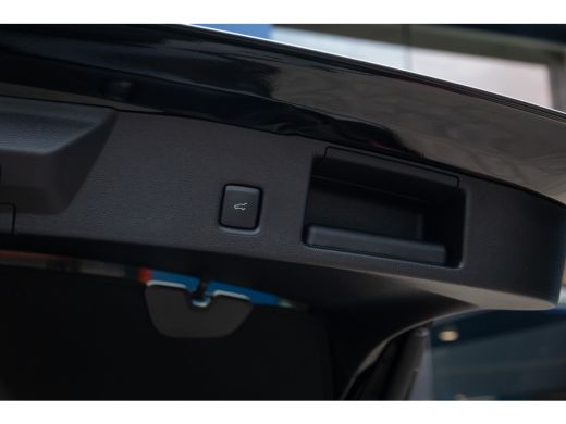 Ford Kuga 2.5 PHEV ST-Line X | Trekhaak uitklapbaar | AGR-stoelen met geheugen | Elektrisch panorama-dak | ... ActivLease financial lease