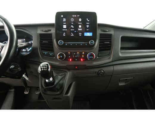 Ford Transit Custom 300 2.0 TDCI L2H1 Airco Camera Carplay Cruise LED Navi PDC 3 Persoons Trekhaak ActivLease financial lease