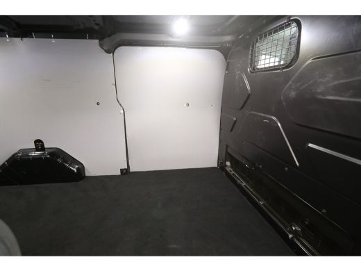 Ford Transit Custom 300 2.0 TDCI L2H1 Airco Camera Carplay Cruise LED Navi PDC 3 Persoons Trekhaak ActivLease financial lease