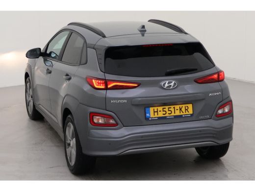 Hyundai Kona EV Fashion 64 kWh 4X OP VOORRAAD | NL AUTO | NAVI | 1E EIG | ActivLease financial lease