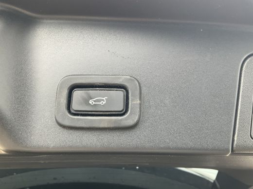 Land Rover Range Rover Evoque 2.0 P200 AWD Leder Meridian Carplay Cam Elek.Klep NL-Auto! ActivLease financial lease