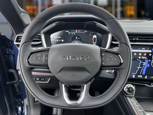 Lynk & Co 01 1.5 PHEV | 20" | Panoramadak | Harman Kardon | 360 Camera | Elektr. vest. best. stoel | Adaptieve... ActivLease financial lease