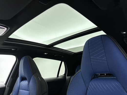 Lynk & Co 01 1.5 PHEV | 20" | Panoramadak | Harman Kardon | 360 Camera | Elektr. vest. best. stoel | Adaptieve... ActivLease financial lease