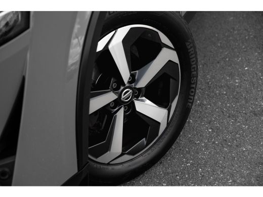 Nissan QASHQAI 1.3 MHEV Xtronic Premiere Edition | Rondomzicht camera | Carplay | Panoramadak ActivLease financial lease