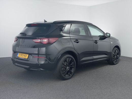 Opel Grandland 1.6 Turbo Hybrid Level 4 ActivLease financial lease