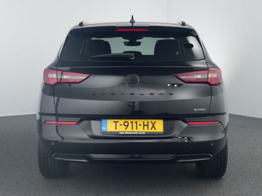 Opel Grandland 1.6 Turbo Hybrid Level 4 ActivLease financial lease