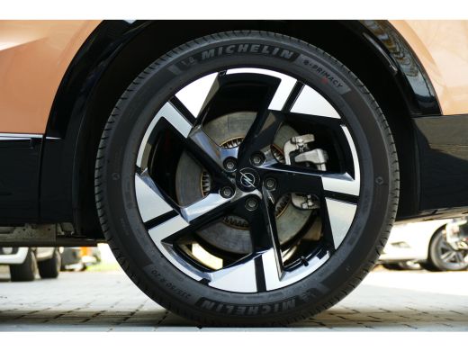 Opel Grandland EV 213PK 73KWH GS AUTOMAAT / NAVI / LED / CLIMA / PDC / 360 CAMERA / ADAPT. CRUISECONTROL / SCHUI... ActivLease financial lease