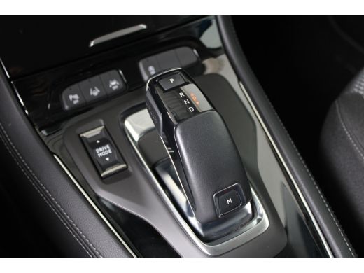 Opel Grandland X 1.2 Turbo Ultimate | Dodehoek detectie | Electronic climate controle | Grootlichtassistent ActivLease financial lease