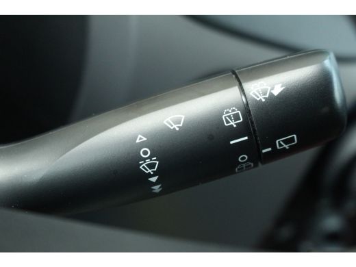 Peugeot 108 1.0 e-VTi Active ActivLease financial lease