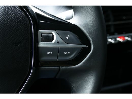 Peugeot 208 1.2 PURETECH 75PK STYLE / NAVI / AIRCO / LED / PDC / BLUETOOTH / CRUISECONTROL / 1E EIGENAAR / SC... ActivLease financial lease