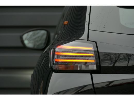 Peugeot 208 1.2 PURETECH 75PK STYLE / NAVI / AIRCO / LED / PDC / BLUETOOTH / CRUISECONTROL / 1E EIGENAAR / SC... ActivLease financial lease