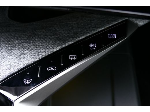 Peugeot 3008 1.2 HYBRID 136PK GT AUTOMAAT / NAVI / LED / CLIMA / PDC / 19"LMV / 360 CAMERA / KEYLESS / ADAPT. ... ActivLease financial lease