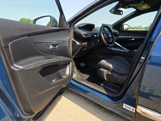 Peugeot 3008 1.6 plug-in Hybrid 180 Allure - 180 Pk - Euro 6 - Navi - ParkeerCamera ActivLease financial lease