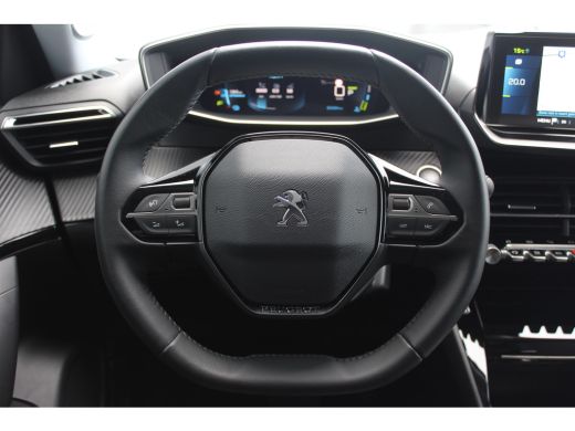 Peugeot e-2008 EV 136PK ALLURE PACK AUTOMAAT / NAVI / LEDER / CLIMA / LED / PDC / 17" LMV / CAMERA / KEYLESS  / ... ActivLease financial lease