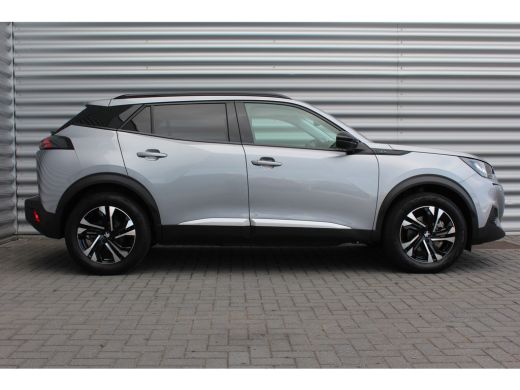 Peugeot e-2008 EV 136PK ALLURE PACK AUTOMAAT / NAVI / LEDER / CLIMA / LED / PDC / 17" LMV / CAMERA / KEYLESS  / ... ActivLease financial lease